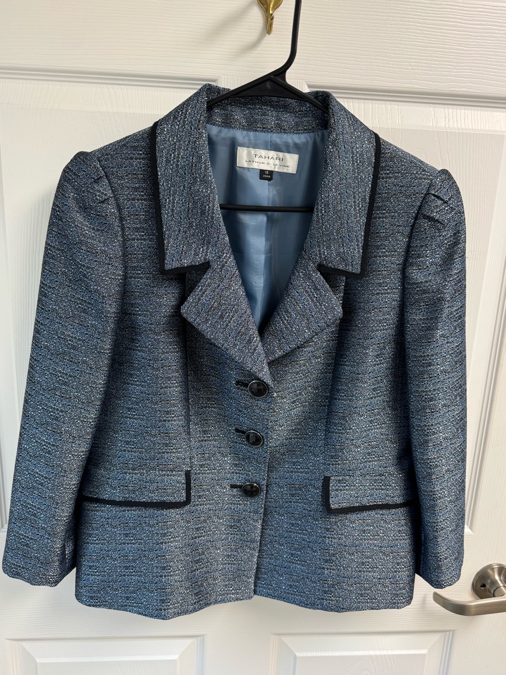 Tahari‎ Blue Tweed Skirt Suit With Black Trim Interview Church Formal Event 12